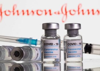 A Agência Nacional de Vigilância Sanitária (Anvisa) aprovou por unanimidade neste sábado (9) a extensão do prazo de validade da vacina contra a Covid-19 da Janssen de 4,5 meses para 6 meses