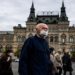 pOPULAÇÃO RUSSA SE RECUSA A TOMAR VACINA