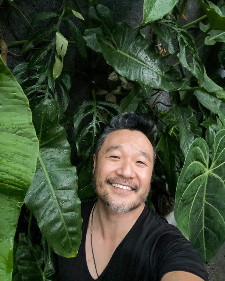 Flávio Yukio Motonaga diz que colecionadores de plantas raras têm assumido papel equivalente ao de pequenos jardins botânicos (Foto: Arquivo Pessoal/Flavio Motonaga)