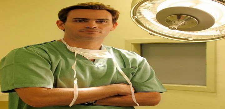 Renomado especialista em rinoplastia Alan Landecker repudia as acusações e atribui o problema ao descumprimento das orientações para o pós-operatório.