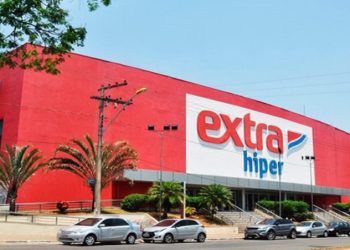 Extra faz liquidação para fechar hipermercados A liquidação já acontece em nível nacional, em todas as mais de 100 unidades da rede Extra Hiper