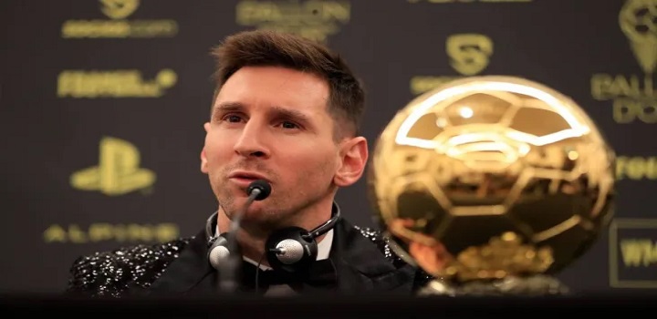 Messi supera Lewandowski e leva Bola de Ouro pela sétima vez