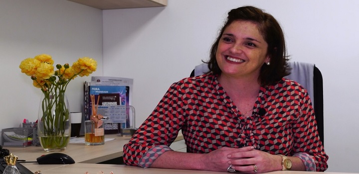 Sandra Coccuzzo avalia que nova cepa pode ter resposta imunológica da população brasileira diferente da vista no exterior, mas afirma que testes in vitro precisam ser conduzidos