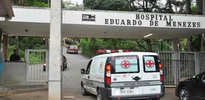 Uma mulher recém-chegada do Congo, na África, foi internada nesta segunda-feira (29) em Belo Horizonte, Minas Gerais