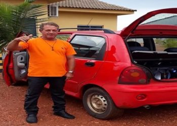 Um empresário de 53 anos foi encontrado morto na geladeira da casa onde morava, na região do Setor Industrial, em Querência, a 912 km de Cuiabá, nesse domingo (31).