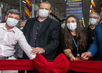 O novo ciclo de investimentos, que projeta setores como o varejo, construção civil e mercado do petróleo, gás e energia, garante a Macaé o protagonismo como polo regional de desenvolvimento econômico.
