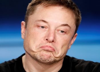 queda da tesla