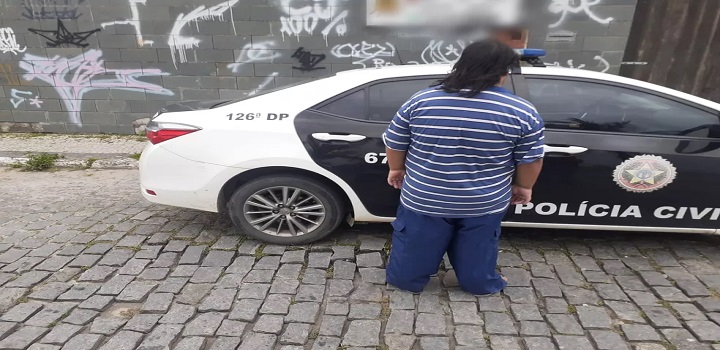Um homem de 35 anos foi preso em flagrante, na manhã desta terça-feira (30), por pornografia infantil, segundo a Polícia Civil da 126ª DP de Cabo Frio, na Região dos Lagos do Rio.