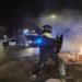 Nos Países Baixos, cinco policiais ficaram feridos durante confrontos