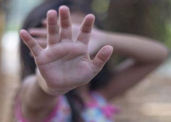 Suspeito de 24 anos foi preso por guardas municipais na cidade de Dourados; ele afirmou que mantinha um relacionamento com a menina