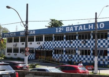 governo do Rio lança, nesta quarta-feira, um plano de recuperação dos batalhões centenários da Polícia Militar. De acordo com o porta-voz da PM, major Ivan Blaz, o trabalho abrange a reforma de 47 unidades e terá um investimento de R$ 126 milhões