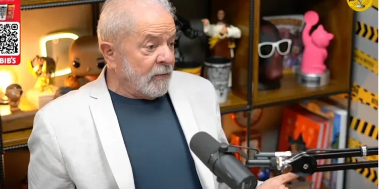 Lula no Podpah: Conversa chegou a pelo menos 270 mil espectadores simultâneos no YouTube Enquanto isso, Bolsonaro tinha audiência de menos de 9 mil pessoas Presidente chegou a 192 mil no Facebook