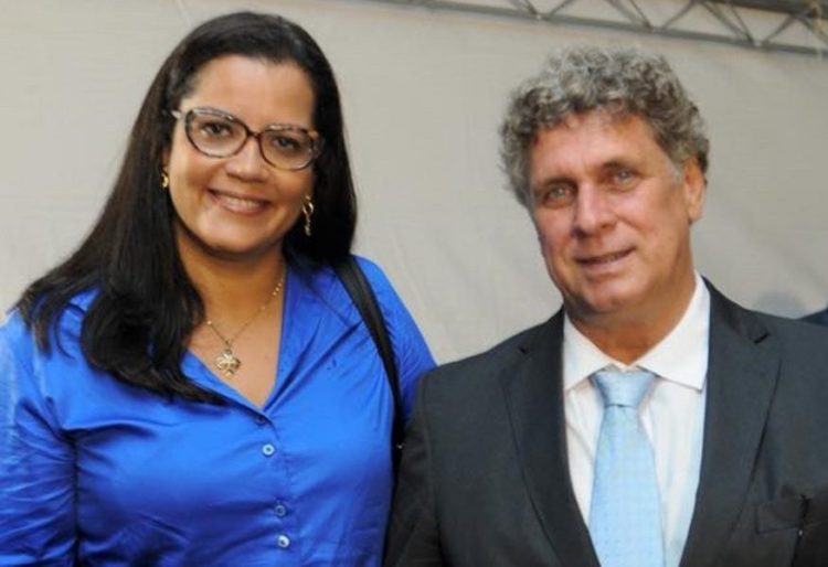 Quissamã-RJ: Corrupção no governo Armando Carneiro e Alexandra Moreira