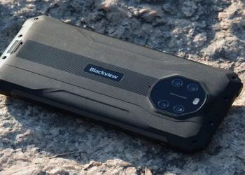 A fabricante chinesa Blackview lançou na última semana o BV8800, um smartphone com resistência militar e bateria de 8.380 mAh, que pode durar até quatro dias.