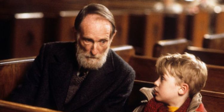 Filme esqueceram de mim: imagens escondem a pobreza