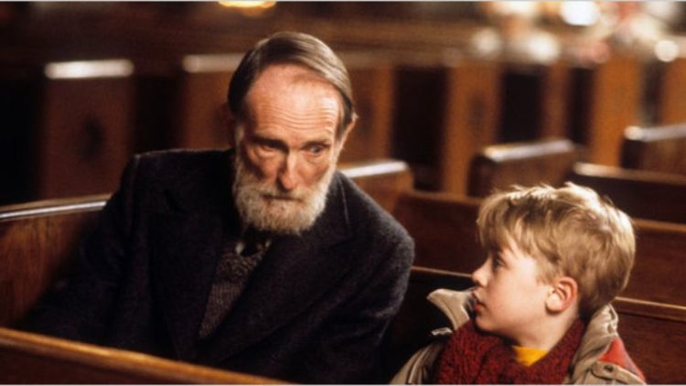 Filme esqueceram de mim: imagens escondem a pobreza