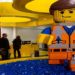 A fabricante de brinquedos Lego disse na quarta-feira (8) que planeja construir uma nova fábrica no Vietnã para atender à demanda crescente por seus tijolos de plástico colorido entre crianças em toda a Ásia.