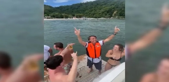 Bolsonaro aparece em vídeo dançando funk que compara esquerdistas com “cadelas”