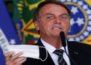bolsonaro multado por nao usar máscaras