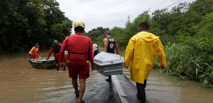 Sobe para 21 nº de mortos pela chuva na BA; mais de 471 mil foram afetados e 136 cidades têm situação de emergência
