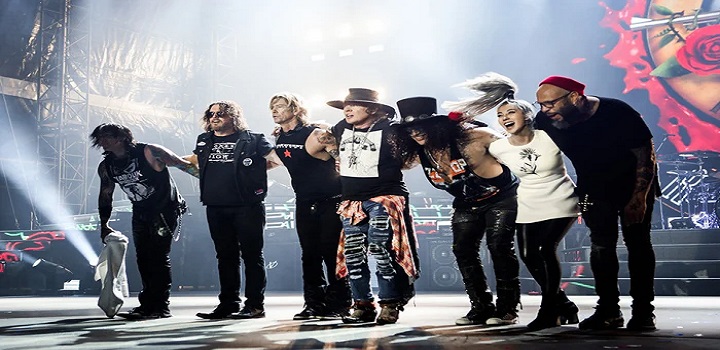 A organização do Rock in Rio divulgou, na noite desta terça-feira (30), que o grupo Guns N’ Roses se apresentará no dia 8 de setembro, no Palco Mundo