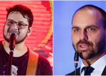 Redação Pragmatismo Redação Pragmatismo Editor(a) Notícias 30/Dez/2021 às 09:19 COMENTÁRIOS Eduardo Bolsonaro divulga fake news sobre Maurílio, morto nesta quarta-feira Maurílio foi vítima de fake news de Eduardo Bolsonaro pouco antes de morrer. Filho do presidente associou de maneira criminosa a hospitalização do cantor com a vacinação maurílio eduardo bolsonaro Maurílio e Eduardo Bolsonaro (Alan Santos/PR) O cantor sertanejo Maurílio morreu nesta quarta-feira (29) aos 28 anos de idade, vítima de um tromboembolismo pulmonar que levou a três paradas cardíacas. O músico passou mal pela primeira vez durante a gravação de um DVD. Ele estava internado em Goiânia desde 15 de dezembro e foi vítima de fake news de Eduardo Bolsonaro antes de morrer.