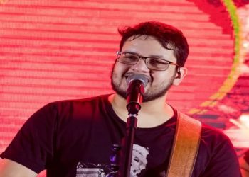 Maurilio Músico gravou com gigantes do sertanejo e fez hit. O artista morreu em Goiânia devido a uma tromboembolia pulmonar.