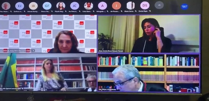 João Egmont Leôncio Lopes foi flagrado em um momento íntimo com sua esposa