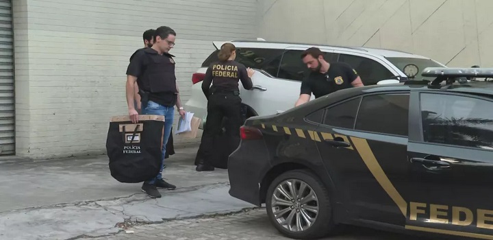 Polícia Federal (PF) iniciou nesta terça-feira (14) a Operação Reativo, contra a suspeita de compras superfaturadas de testes rápidos de Covid pela Prefeitura de Japeri,