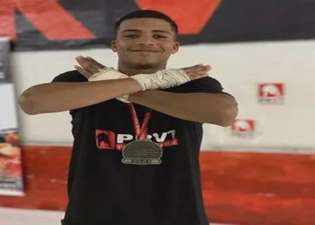 A família diz que policiais militares atiraram, e que não havia qualquer confronto quando Vítor Reis de Amorim foi atingido nas costas.