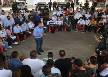 em redes sociais, governador diz que tráfico do Jacarezinho está manipulando população