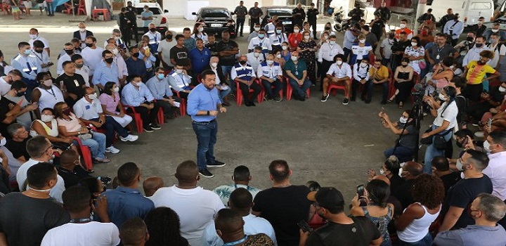em redes sociais, governador diz que tráfico do Jacarezinho está manipulando população