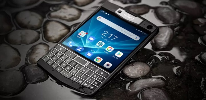 celulares BlackBerry, mesmo com wi-fi ou rede de celular, não poderão fazer chamadas, mandar mensagens de texto, usar dados, mandar SMS nem mesmo fazer chamadas para números de emergência. BlackBerrys rodando Android continuam funcionando normalmente.