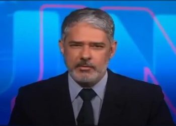 O Tribunal de Justiça do Distrito Federal e dos Territórios rejeitou neste domingo (16) uma ação que pedia a prisão do jornalista e apresentador William Bonner, da TV Globo, por incentivar a vacinação contra a Covid-19 em crianças e adolescentes.