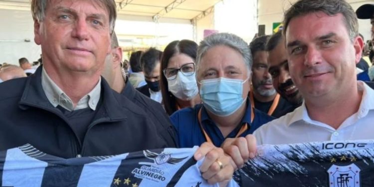 Jair Bolsonaro e Anthony Garotinho: aliança política na cidade de Campos dos Goytacazes-RJ