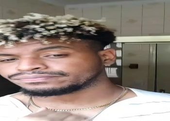 Caique Benedito, o blogueiro, designer gráfico e streamer vítima de racismo em jogo online no twitch.tv