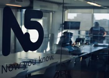 Pois a N5, empresa de softwares para fintechs e bancos, está oferecendo mais de 100 vagas de emprego em home office