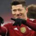 O polonês Robert Lewandowski foi eleito o melhor jogador de futebol do mundo pela Fifa nesta segunda-feira (17)