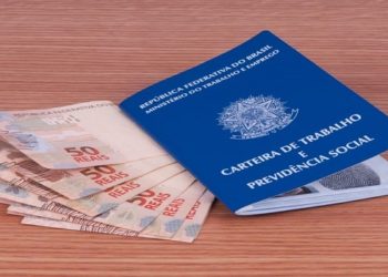 Salário mínimo de R$ 1.212 passa a valer a partir deste sábado (1º) Acréscimo de R$ 112 recompõe a inflação, sem aumento real