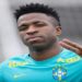 ”Carretilha, caneta e f…-se”: Tite estimula dribles de Vini Jr e tem papo com Carlo Ancelotti