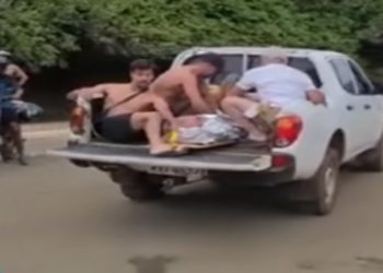 ma menina de 8 anos foi atacada por um tubarão no arquipélago de Fernando de Noronha.
