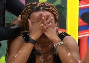 NATALIA CHORA E É RIDICLARIZADA NO BBB 222