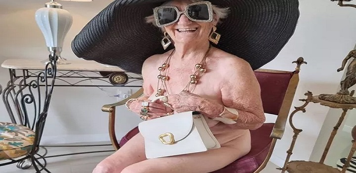 Vovó Izaura, de 80 anos, surpreendeu seus mais de 234 mil seguidores no Instagram com uma foto nua nesta sexta-feira (28).