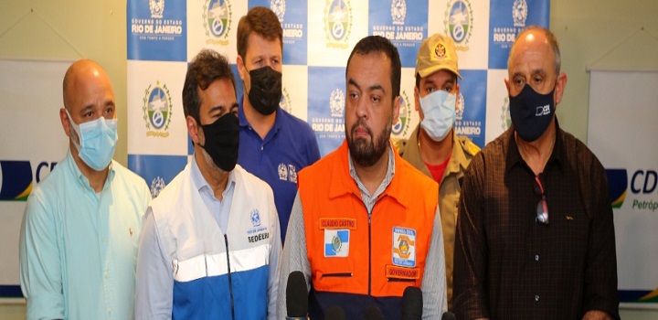 governador Cláudio Castro anunciou nesta quinta-feira (17/02) o lançamento do Programa Reconstruir Petrópolis, que vai destinar R$ 200 milhões para os negócios atingidos pela tragédia do município.