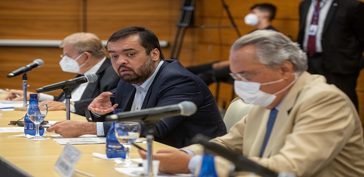 Pleito antigo da federação, obras estruturantes de infraestrutura nesses locais serão executadas esse ano, conforme anúncio do governador Cláudio Castro; licitação para a retomada das obras da Ponte da Integração também é iniciada