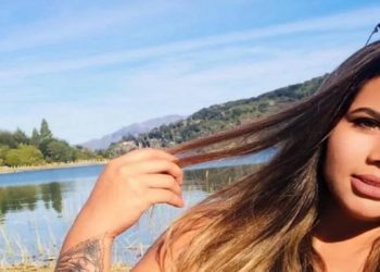 Uma brasileira foi morta a tiros na Argentina pelo homem que é pai dos filhos dela. O corpo de Eduarda Santos de Almeida, de 27 anos, foi encontrado em uma trilha turística na cidade de Bariloche