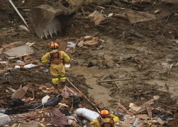 Familia é encontrada morta abraçada em Pétropolis