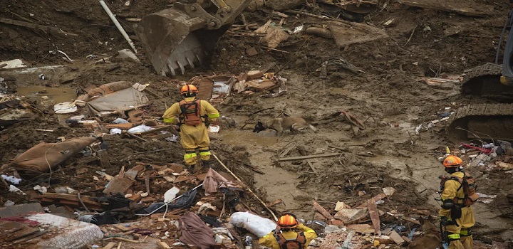 Familia é encontrada morta abraçada em Pétropolis