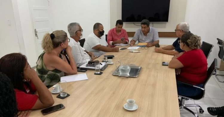 Atraso de salário em Carapebus-RJ: dívida com trabalhadores chega a R$ 630 mil