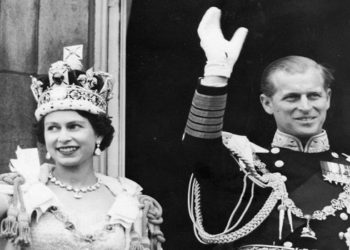 Rainha Elizabeth 2ª completa 70 anos no trono do Reino Unido